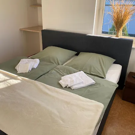 Ferienoberwohnung In Pesca クロッペンブルク